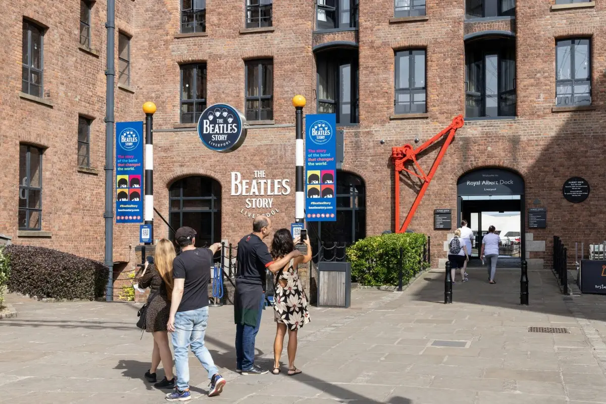 THE BEATLES STORY1200x800