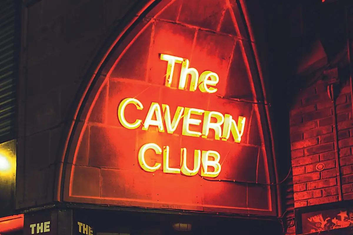 THE CAVERN QUARTER